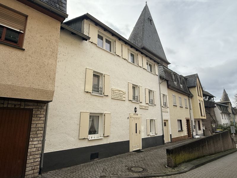 ***Wohnen an der Andernacher-Stadtmauer***